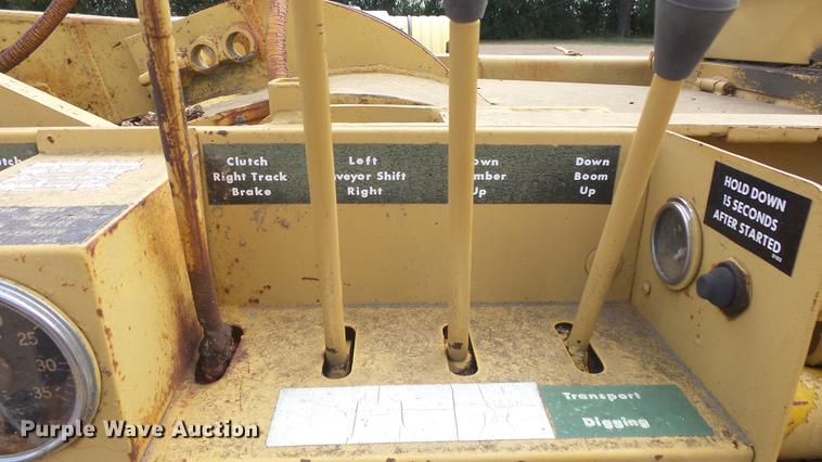 image for item FO9184 Vermeer T600 Pow-R-Ditcher trencher