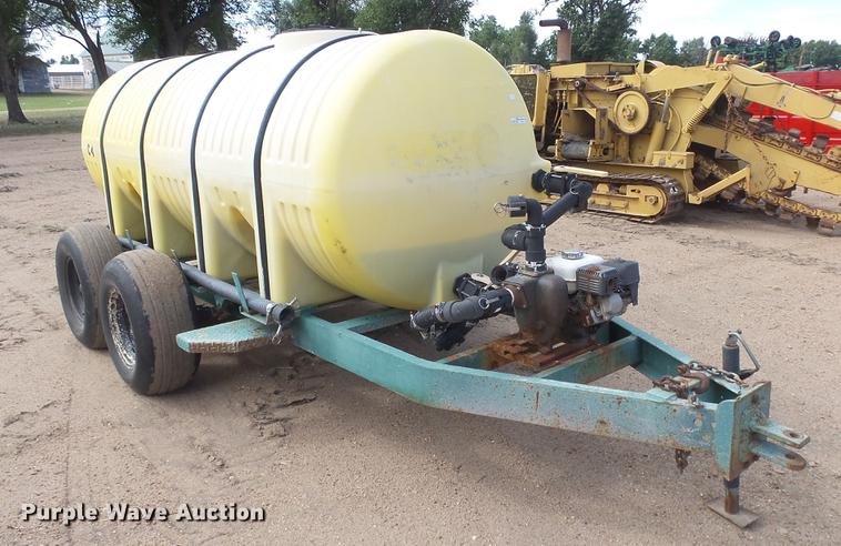 image for item FO9185 Tank trailer