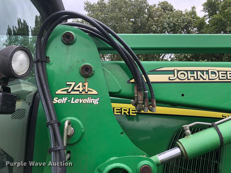 image for item G1307 2005 John Deere 7320 MFWD tractor