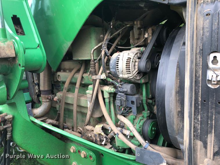 image for item G1307 2005 John Deere 7320 MFWD tractor