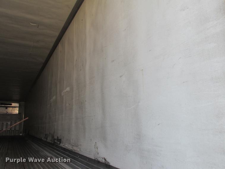 image for item DA8268 2003 Utility 3000R refrigerated van trailer