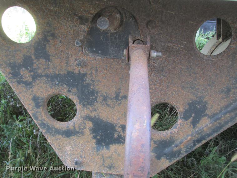 image for item DA8269 2002 Utility refrigerated van trailer