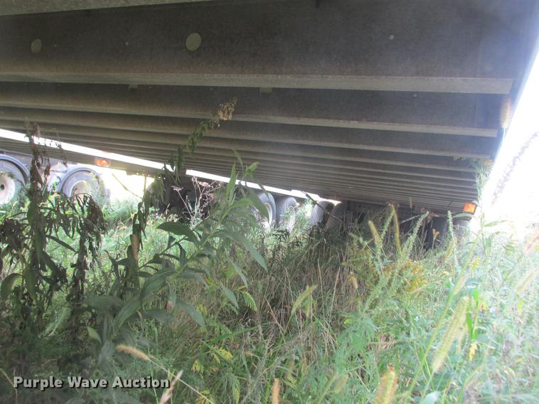 image for item DA8269 2002 Utility refrigerated van trailer