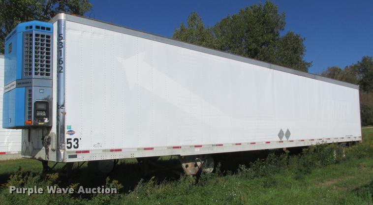 image for item DA8270 2001 Utility refrigerated van trailer