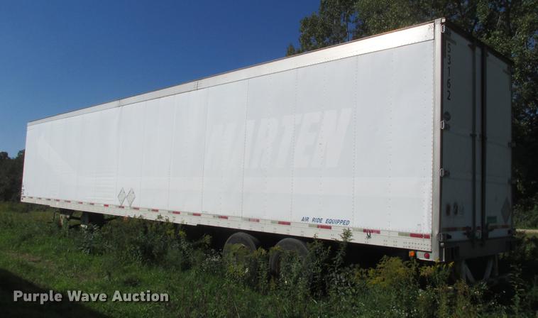 image for item DA8270 2001 Utility refrigerated van trailer