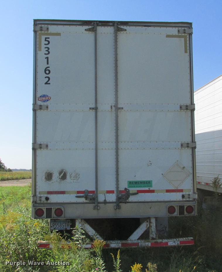 image for item DA8270 2001 Utility refrigerated van trailer