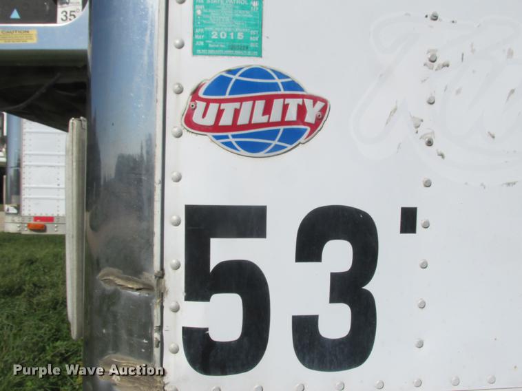 image for item DA8270 2001 Utility refrigerated van trailer