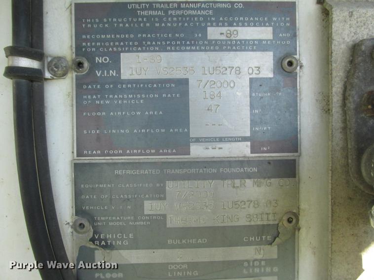 image for item DA8270 2001 Utility refrigerated van trailer