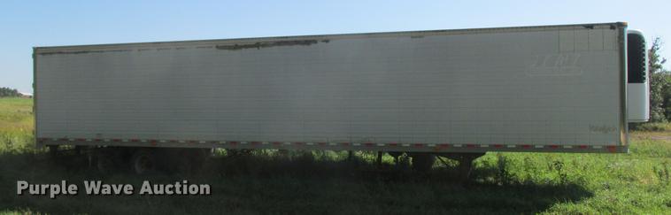 image for item DA8271 2004 Great Dane refrigerated van trailer