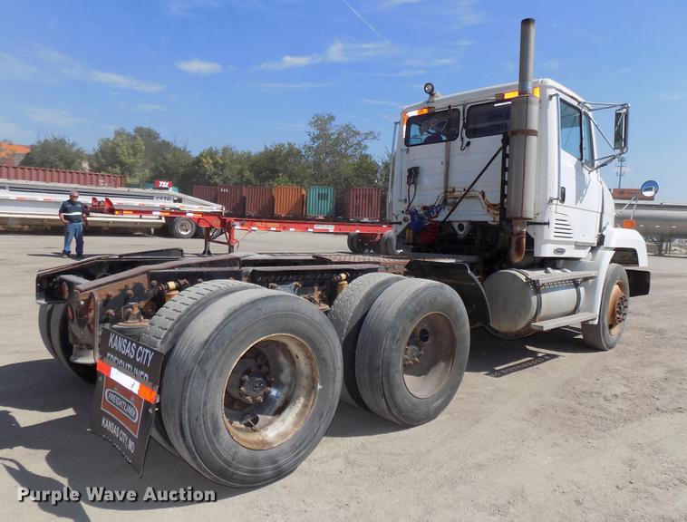 image for item DB8602 2001 Freightliner FL112 semi truck