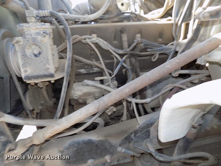 image for item DB8602 2001 Freightliner FL112 semi truck