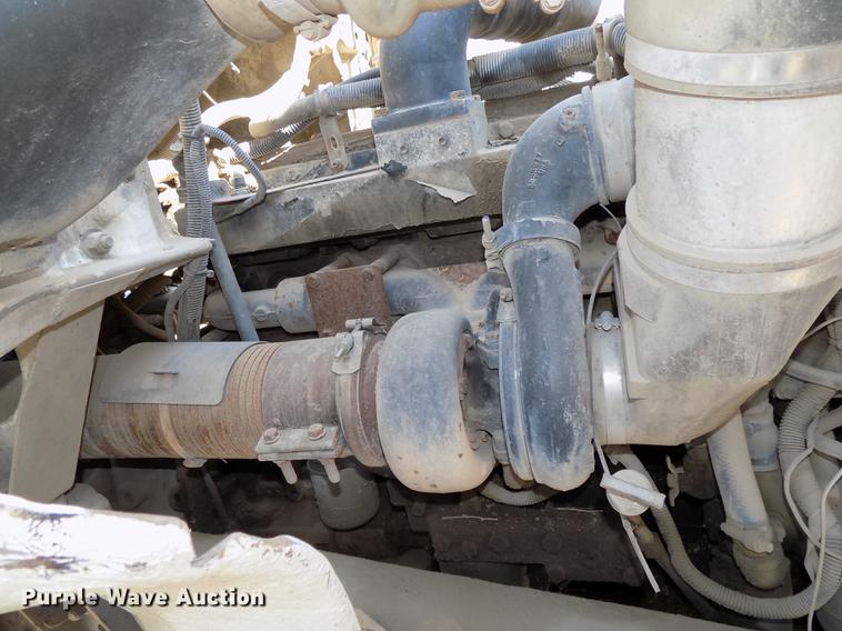 image for item DB8602 2001 Freightliner FL112 semi truck