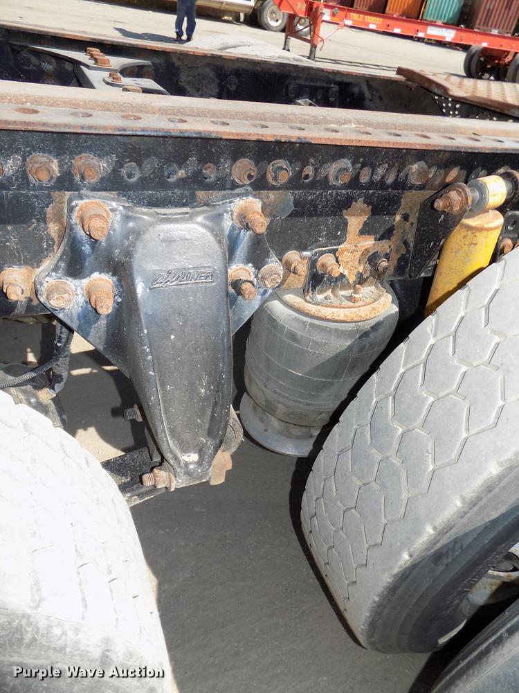 image for item DB8602 2001 Freightliner FL112 semi truck