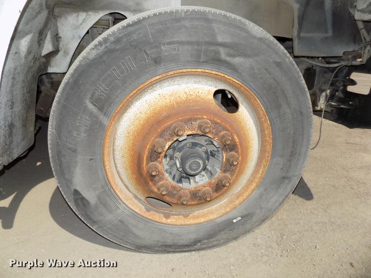 image for item DB8602 2001 Freightliner FL112 semi truck