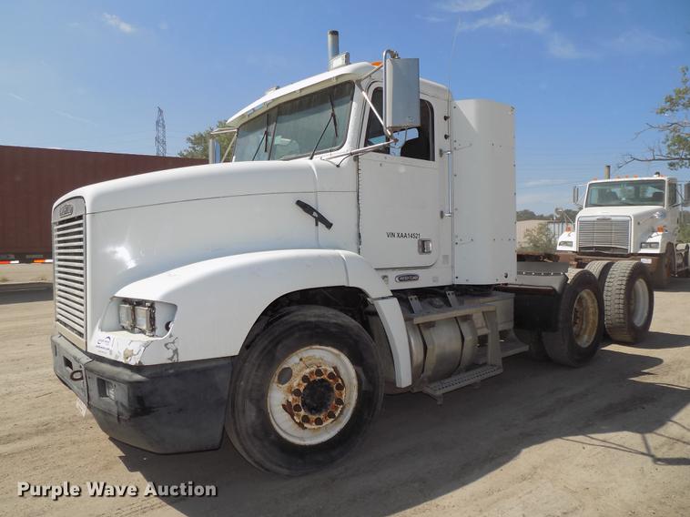image for item DB8604 1999 Freightliner FLD112 semi truck