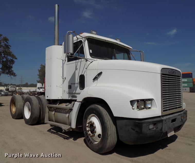 image for item DB8604 1999 Freightliner FLD112 semi truck