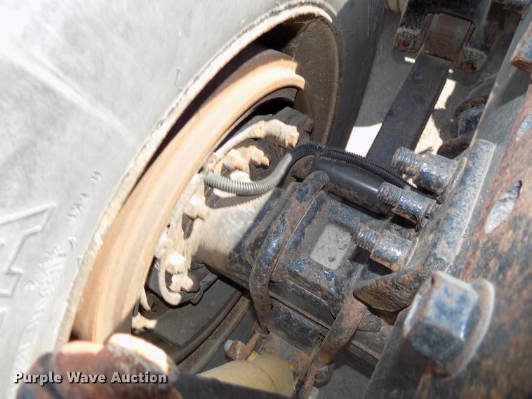 image for item DB8604 1999 Freightliner FLD112 semi truck