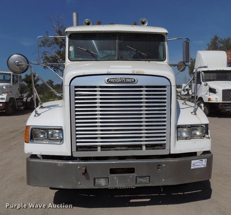 image for item DB8606 1999 Freightliner FLD112 semi truck