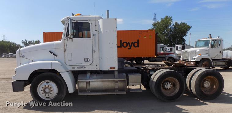image for item DB8606 1999 Freightliner FLD112 semi truck
