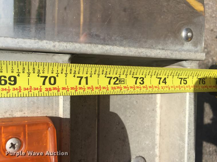 image for item DD5879 2016 Wilson DWH-550 double hopper bottom grain trailer