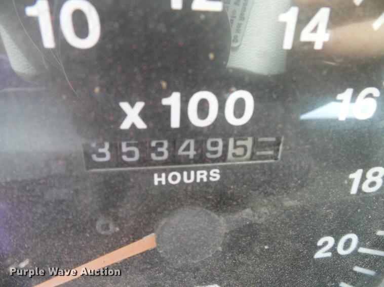 image for item DD5931 1997 Mack CH613 semi truck