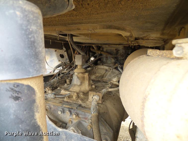 image for item DD5931 1997 Mack CH613 semi truck