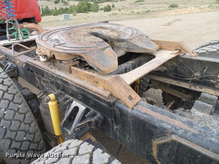 image for item DD5931 1997 Mack CH613 semi truck