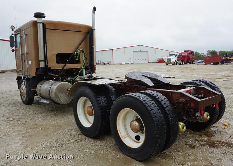 image for item DD6490 1977 Kenworth K1CCC semi truck