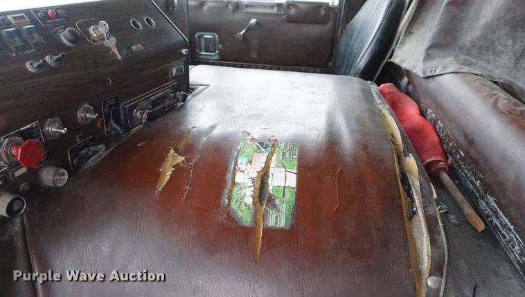 image for item DD6490 1977 Kenworth K1CCC semi truck