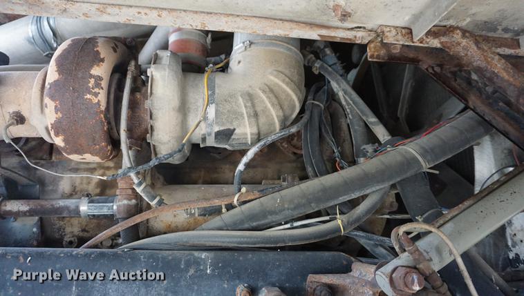 image for item DD6490 1977 Kenworth K1CCC semi truck