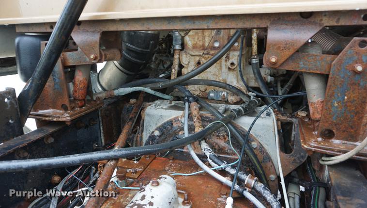 image for item DD6490 1977 Kenworth K1CCC semi truck