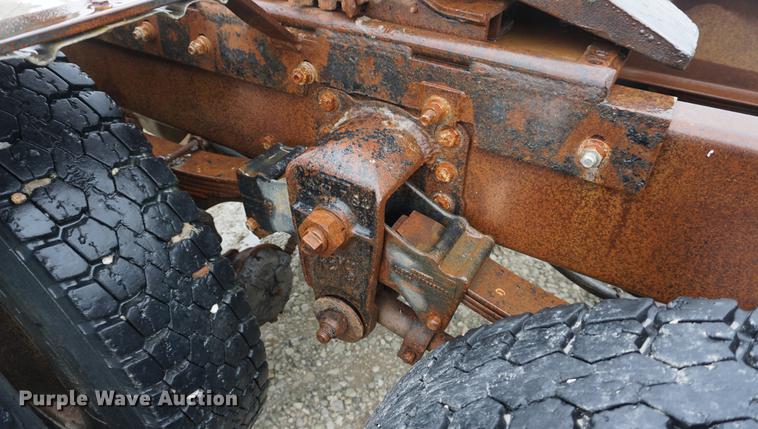 image for item DD6490 1977 Kenworth K1CCC semi truck