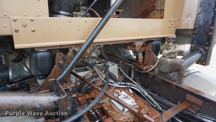 image for item DD6490 1977 Kenworth K1CCC semi truck