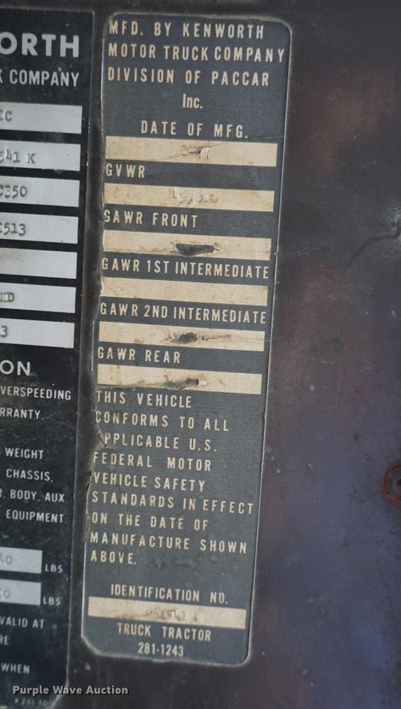 image for item DD6490 1977 Kenworth K1CCC semi truck