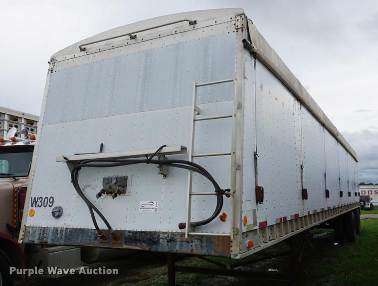 image for item DD6491 1984 Cornhusker triler Wilkens walking floor