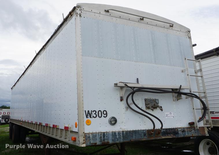 image for item DD6491 1984 Cornhusker triler Wilkens walking floor