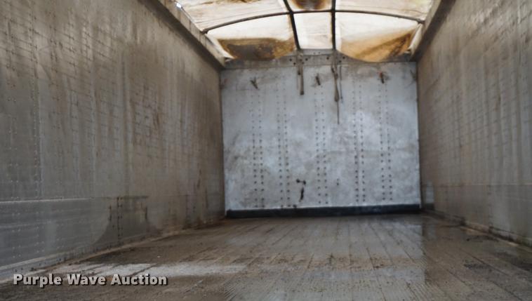 image for item DD6491 1984 Cornhusker triler Wilkens walking floor