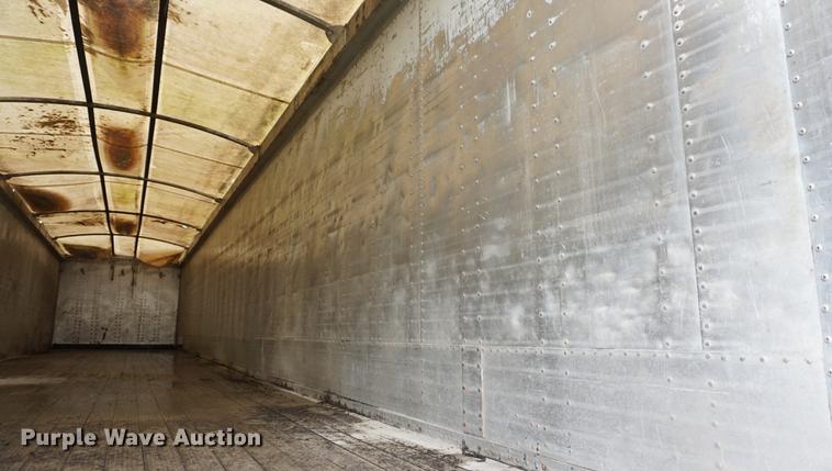 image for item DD6491 1984 Cornhusker triler Wilkens walking floor