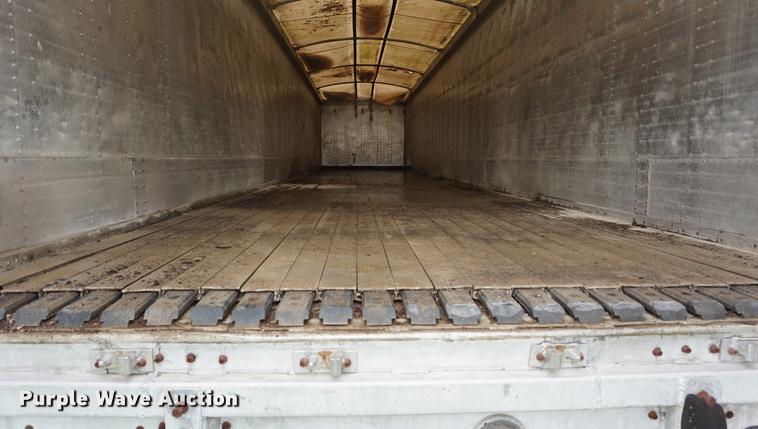 image for item DD6491 1984 Cornhusker triler Wilkens walking floor