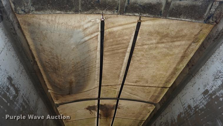 image for item DD6491 1984 Cornhusker triler Wilkens walking floor