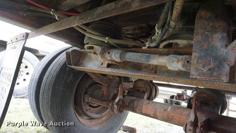 image for item DD6491 1984 Cornhusker triler Wilkens walking floor