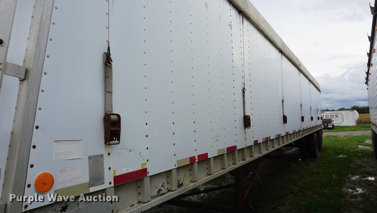 image for item DD6491 1984 Cornhusker triler Wilkens walking floor