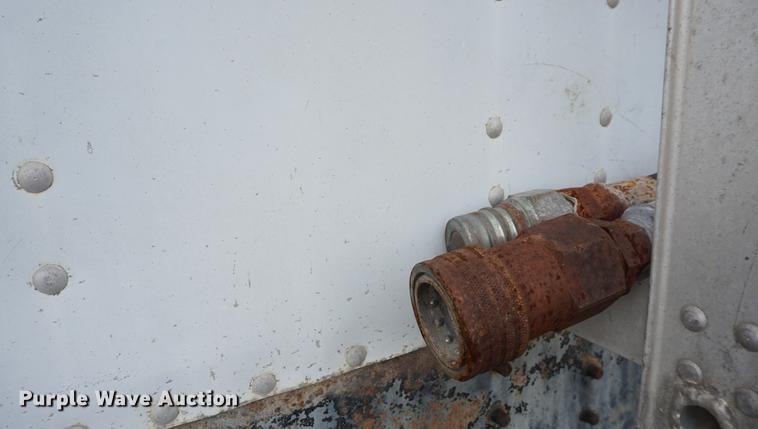 image for item DD6491 1984 Cornhusker triler Wilkens walking floor