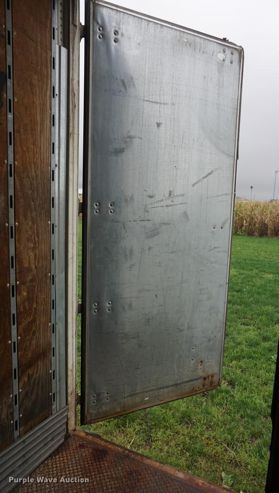 image for item DD6494 2000 Wabash dry van trailer