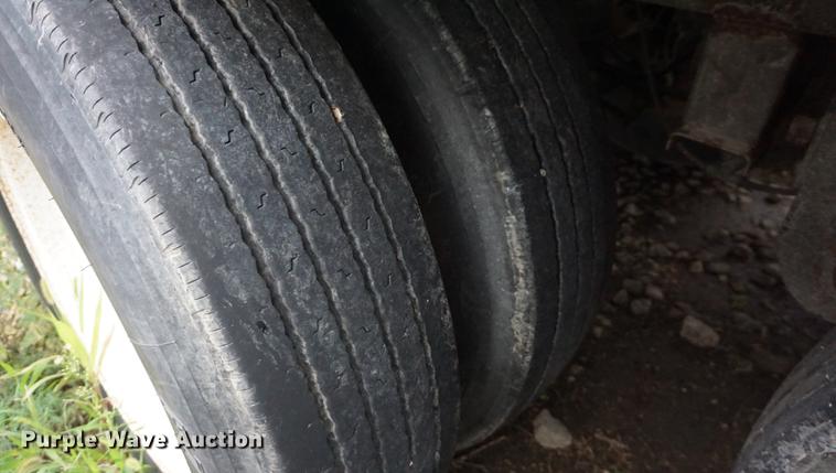 image for item DD6497 2007 Wabash dry van trailer