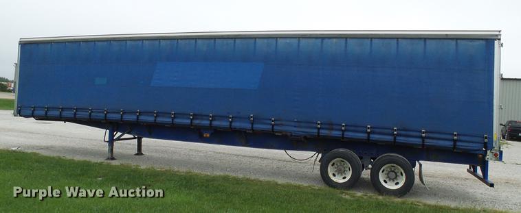 image for item DE5214 2000 Wabash side curtain trailer