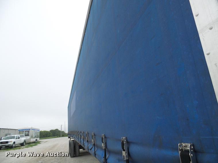 image for item DE5214 2000 Wabash side curtain trailer