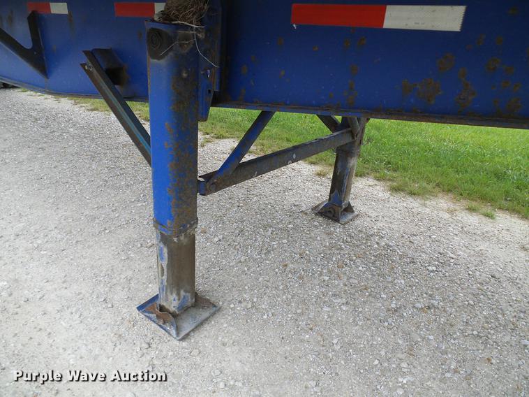 image for item DE5214 2000 Wabash side curtain trailer