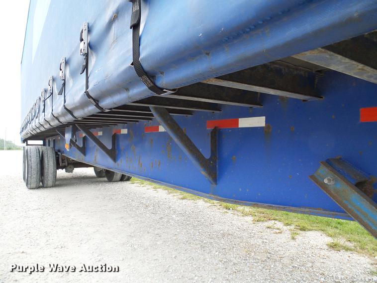image for item DE5214 2000 Wabash side curtain trailer