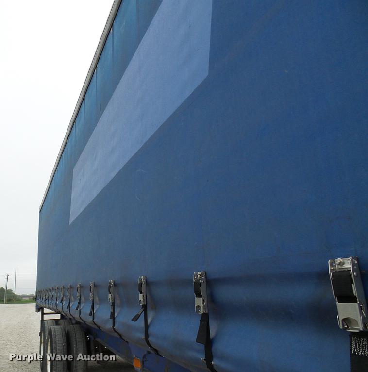 image for item DE5214 2000 Wabash side curtain trailer